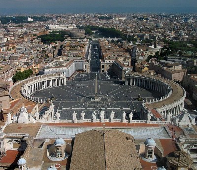 Rome_st_Peters_place_to_East.JPG